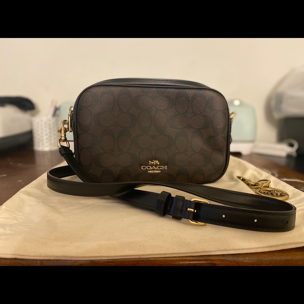 COACH Jes Crossbody In Signature Canvas